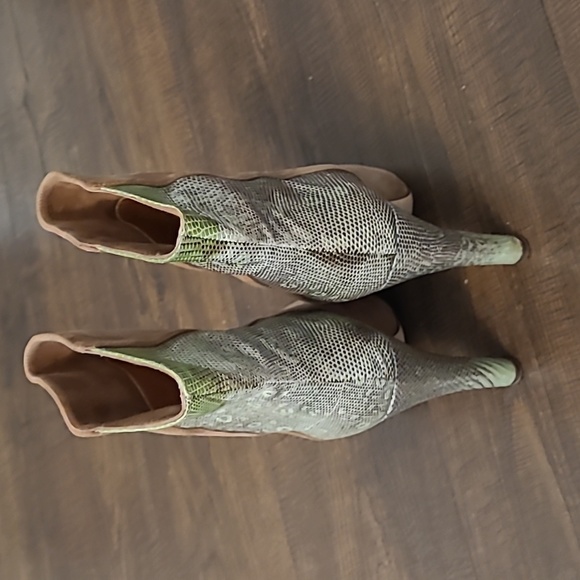 Booties - Picture 2 of 5